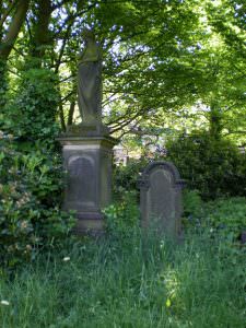 Undercliffe Cemetery Graves